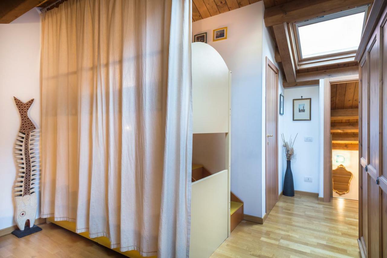 Duplex At The Entrance To Venice 2 Bathroom And Terrace Exterior photo