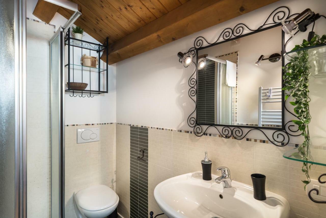 Duplex At The Entrance To Venice 2 Bathroom And Terrace Exterior photo