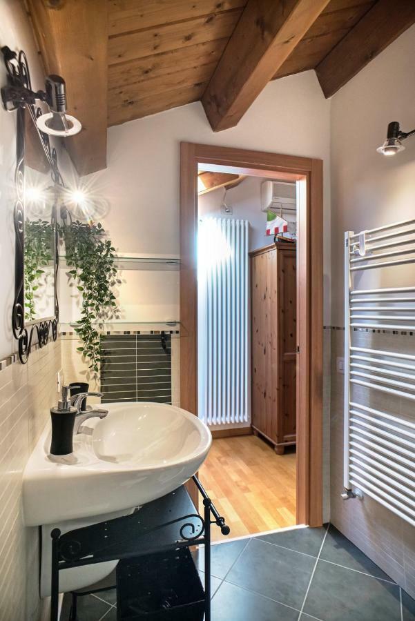 Duplex At The Entrance To Venice 2 Bathroom And Terrace Exterior photo